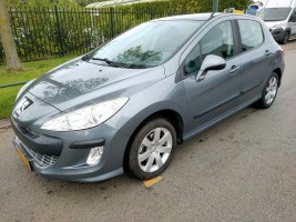 Peugeot 308 benzine 17-XT-HB (1)